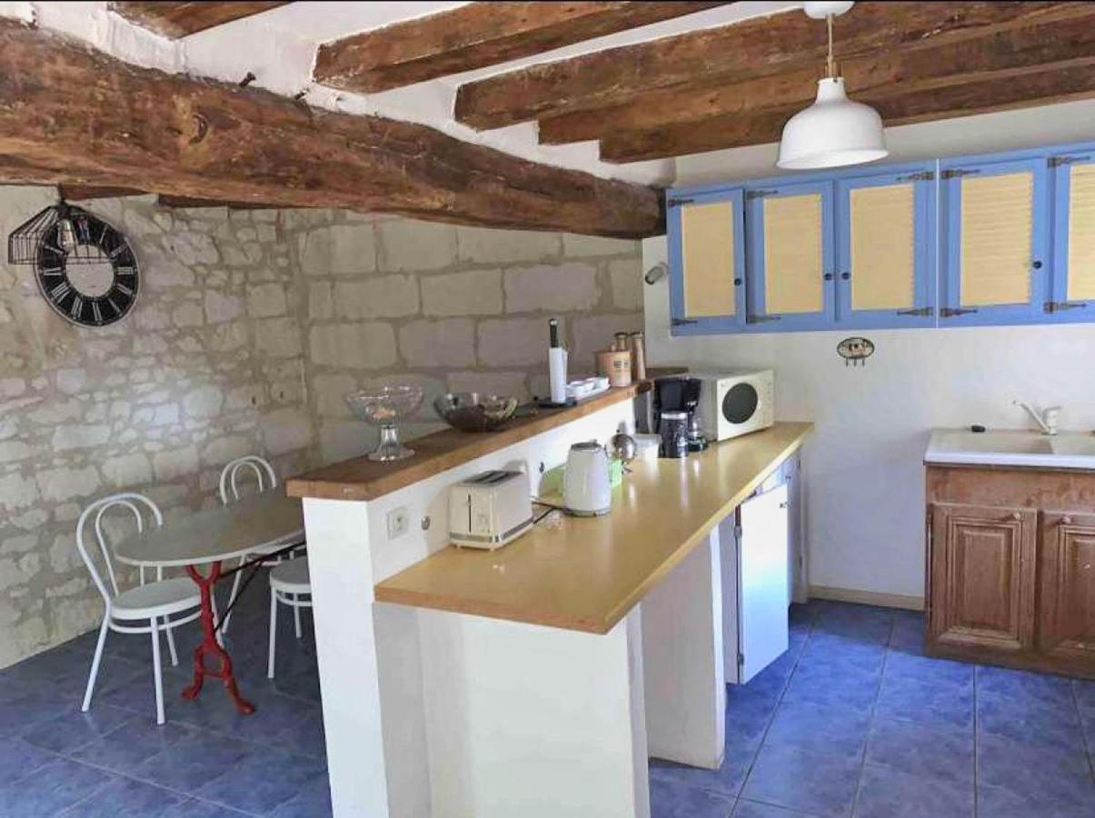 Au Bois De La Belle. Vila Rigny-Ussé Exterior foto